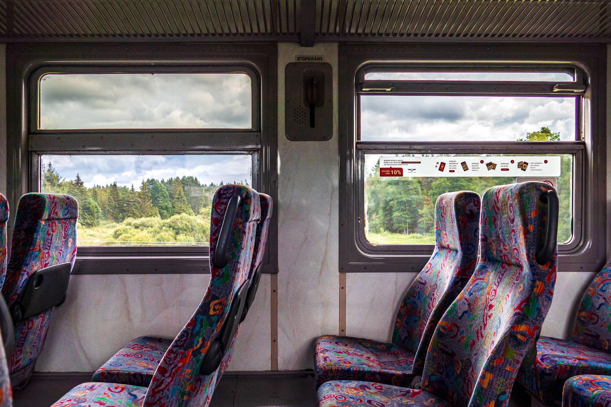 In einem Triebwagen der lettischen Bahn