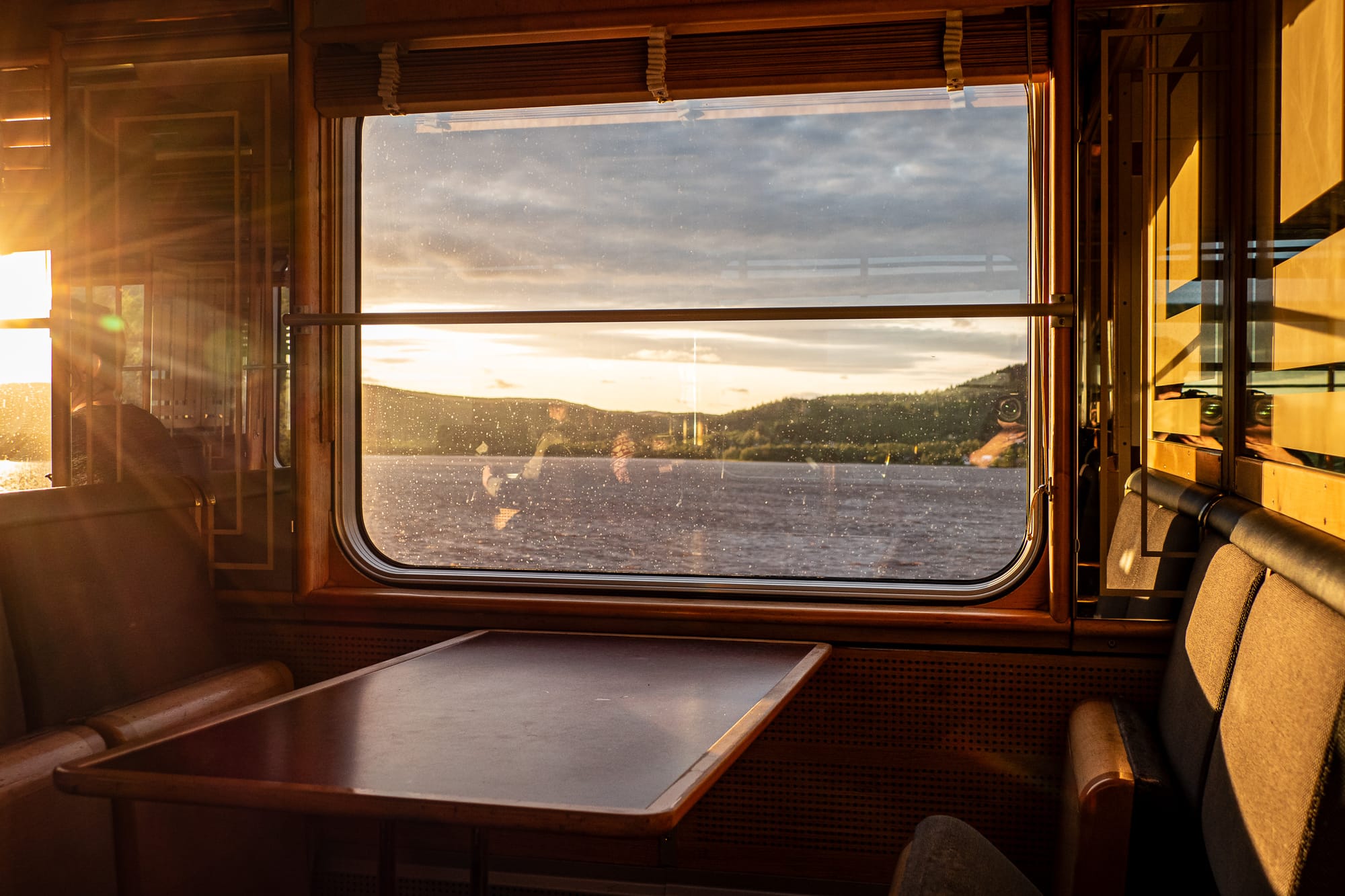 Blick aus dem Fenster im Bistro