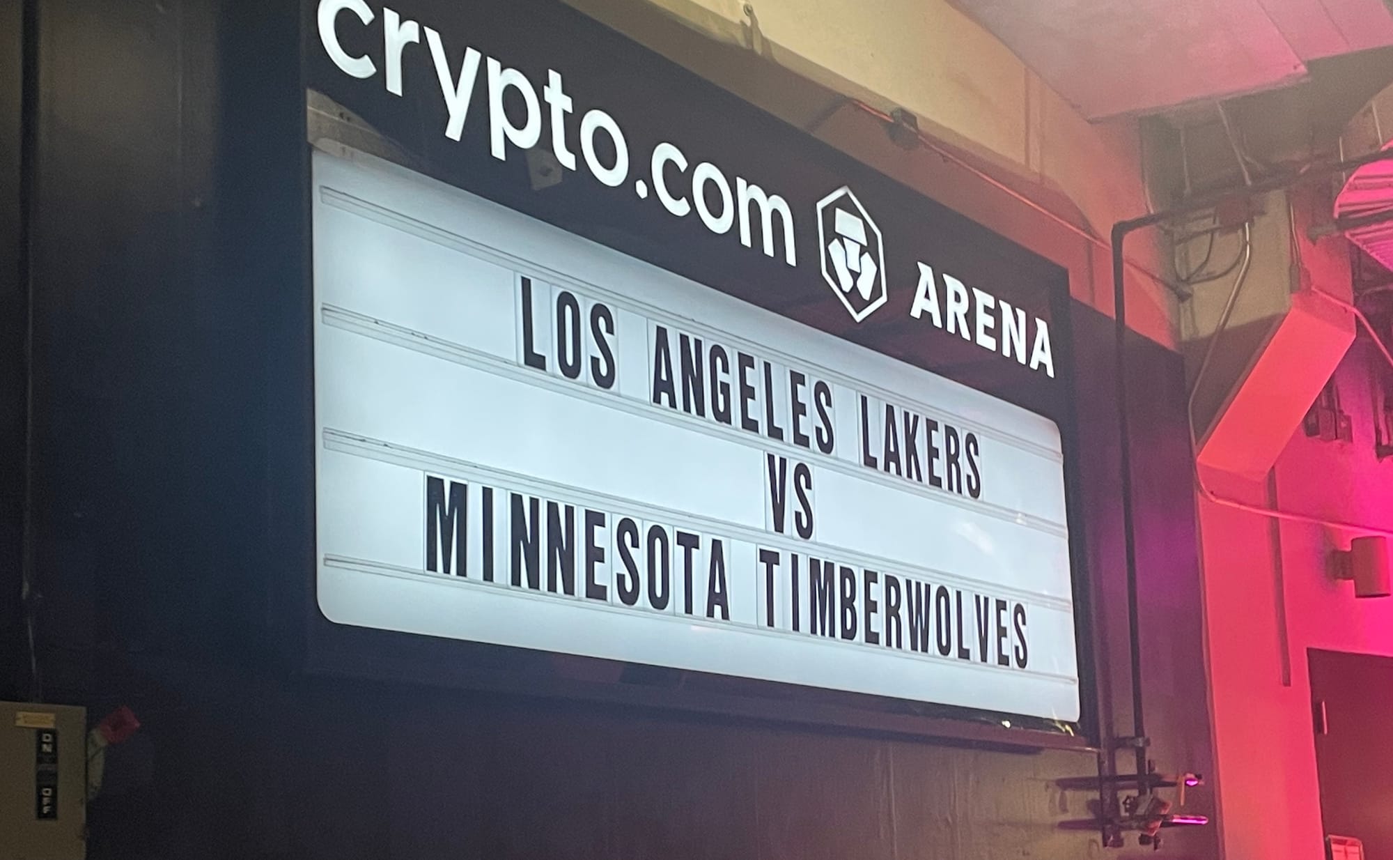 八村塁と角田裕毅の邂逅。サンダーの指揮官に見えた名将の影：宮地陽子のロサンゼルス取材日記 Vol.2