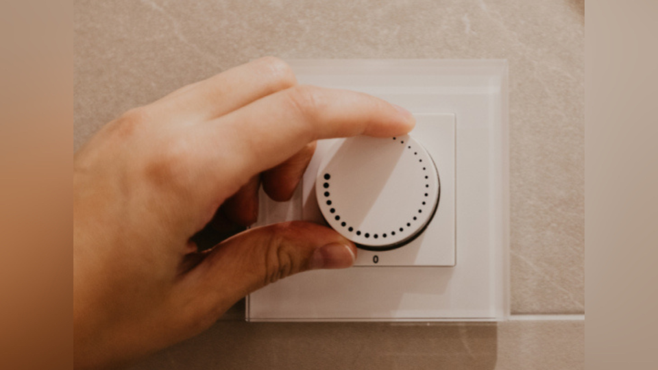 The Idea of Turning Down the Lights at a Restaurant Sounds Terrifying.