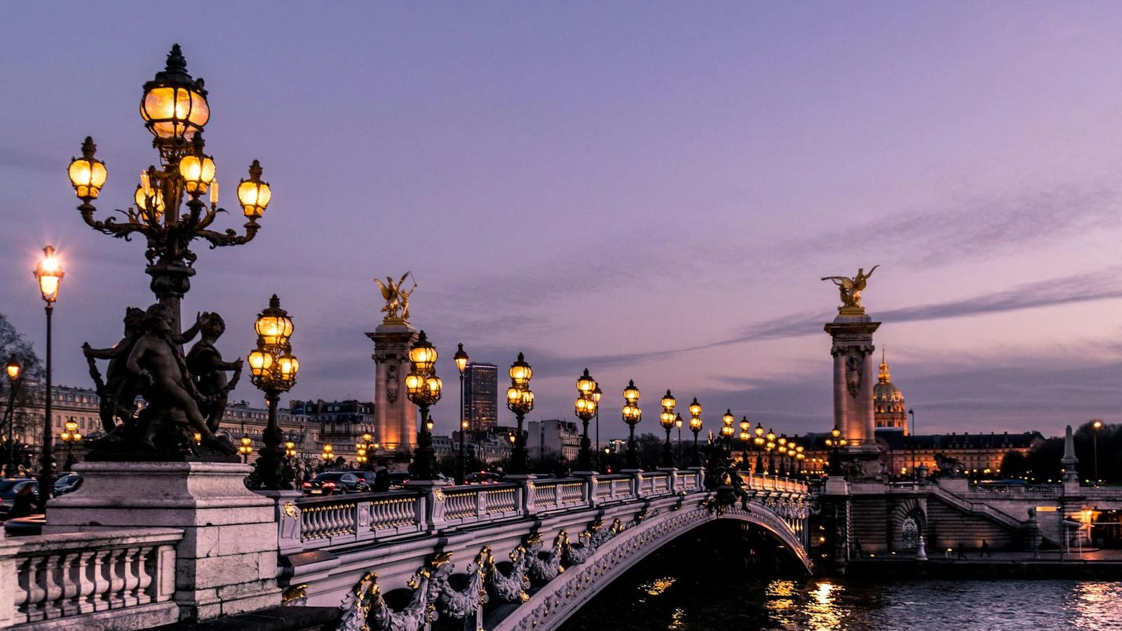Data visualization: beautiful Paris?