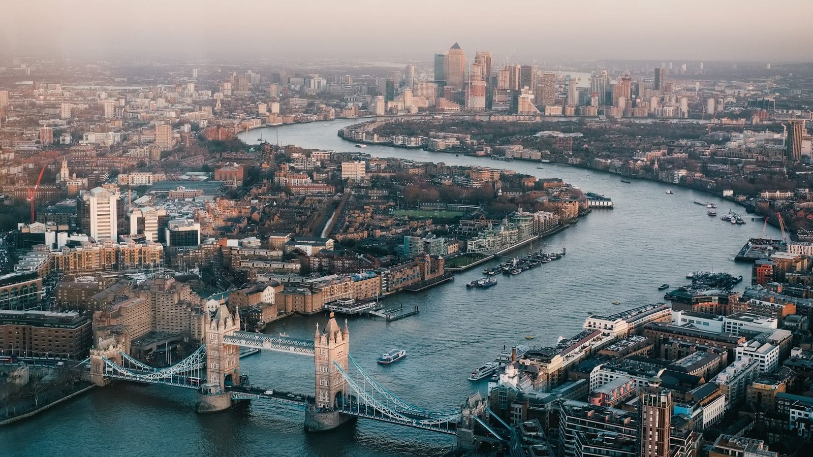 In London, for the Tableau Tour