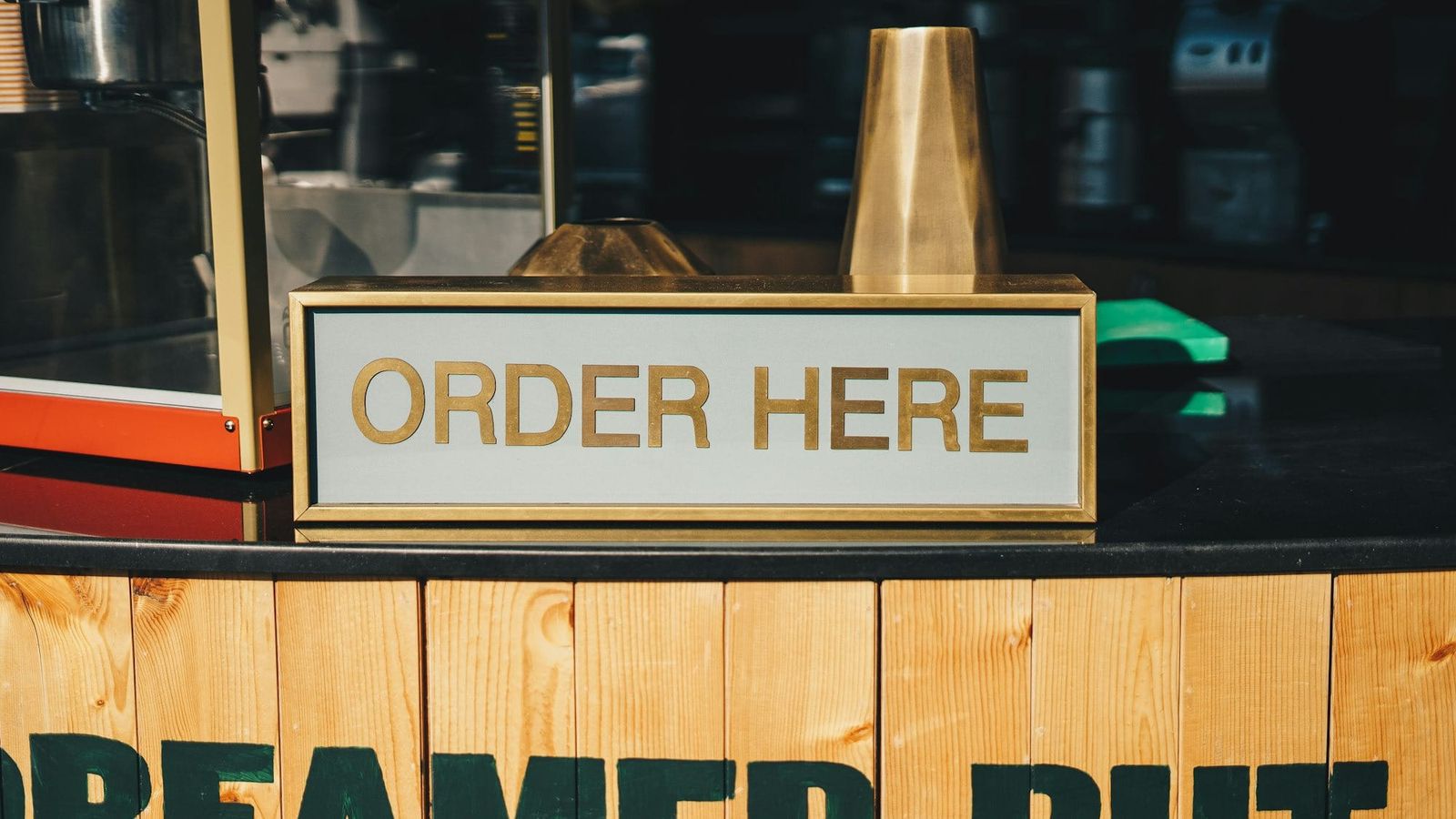 How to Make Better Pie Charts with On-Demand Details