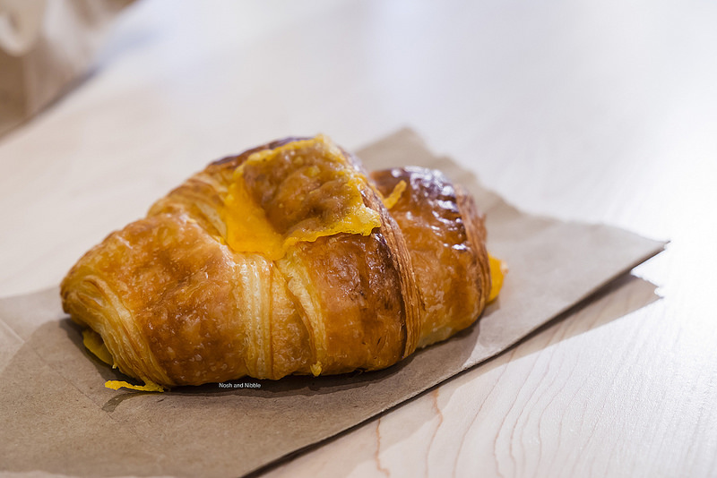 quantum-coffee-ham-cheese-croissant