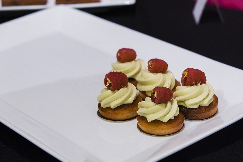 eat-pastry-financiers