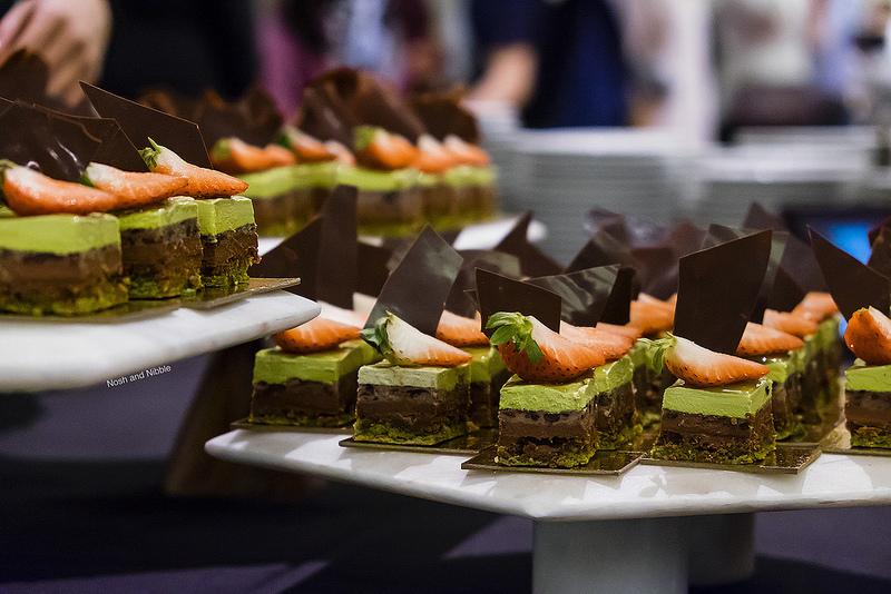 eat-pastry-matcha-opera-cake