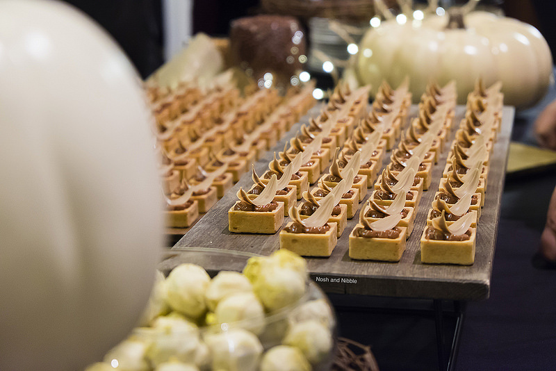 eat-pastry-praline-truffles