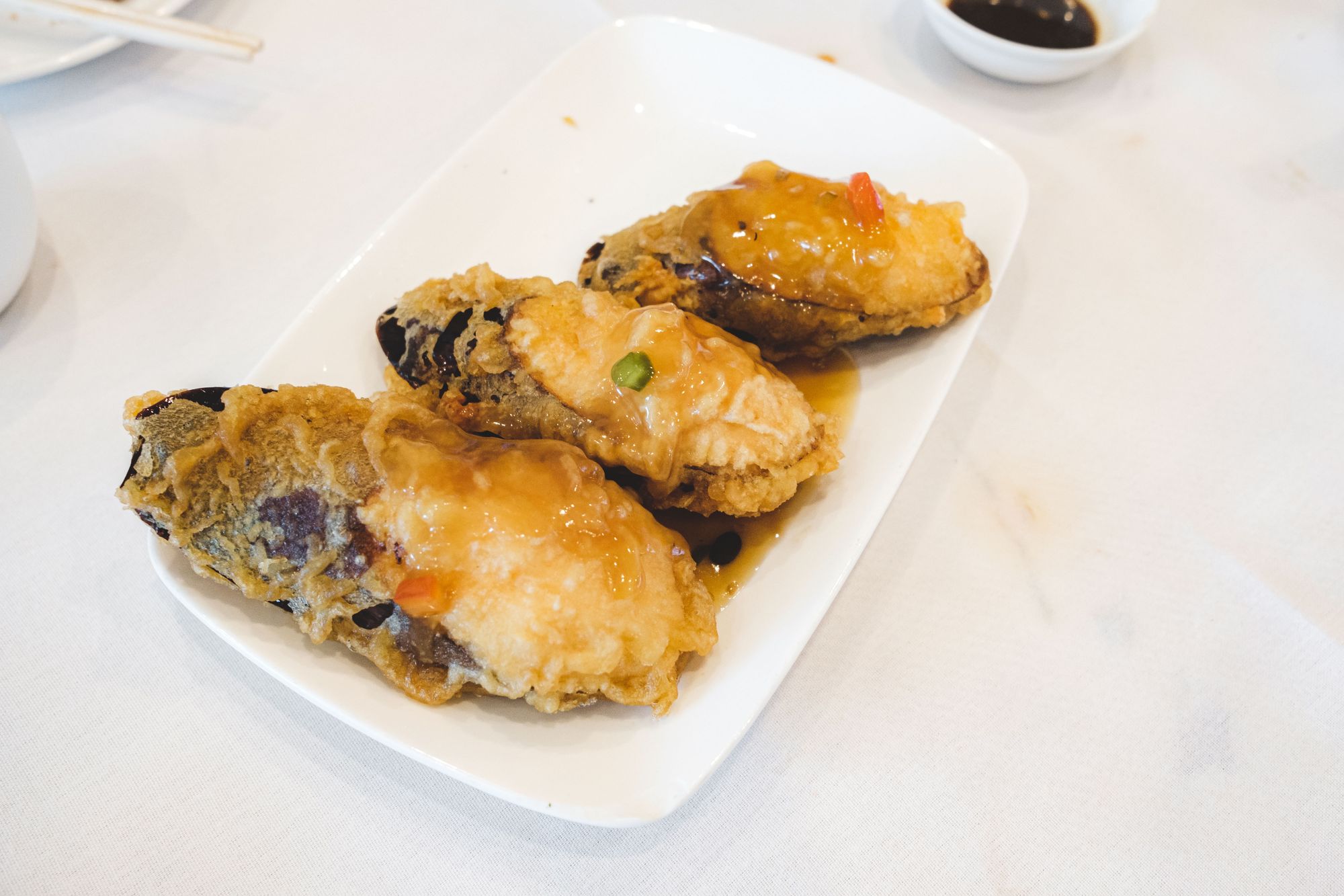 Sun Sui Wah –&nbsp;Deep Fried Eggplant with Shrimp Paste