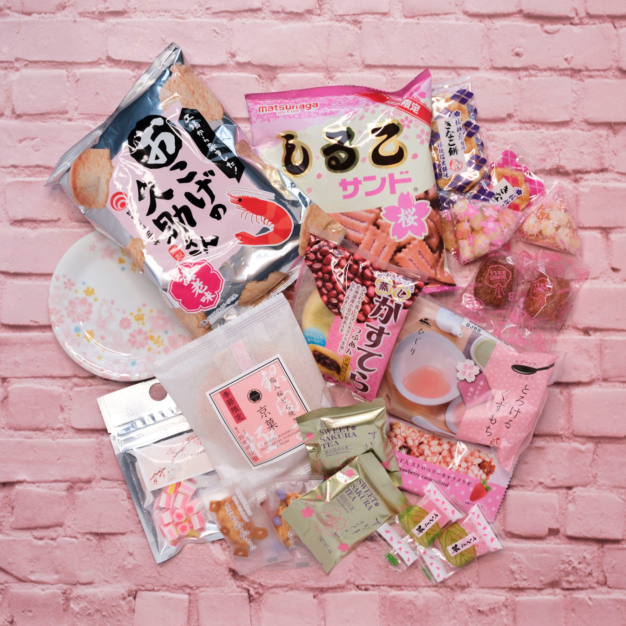 Sakuraco Subscription Box - All Snacks