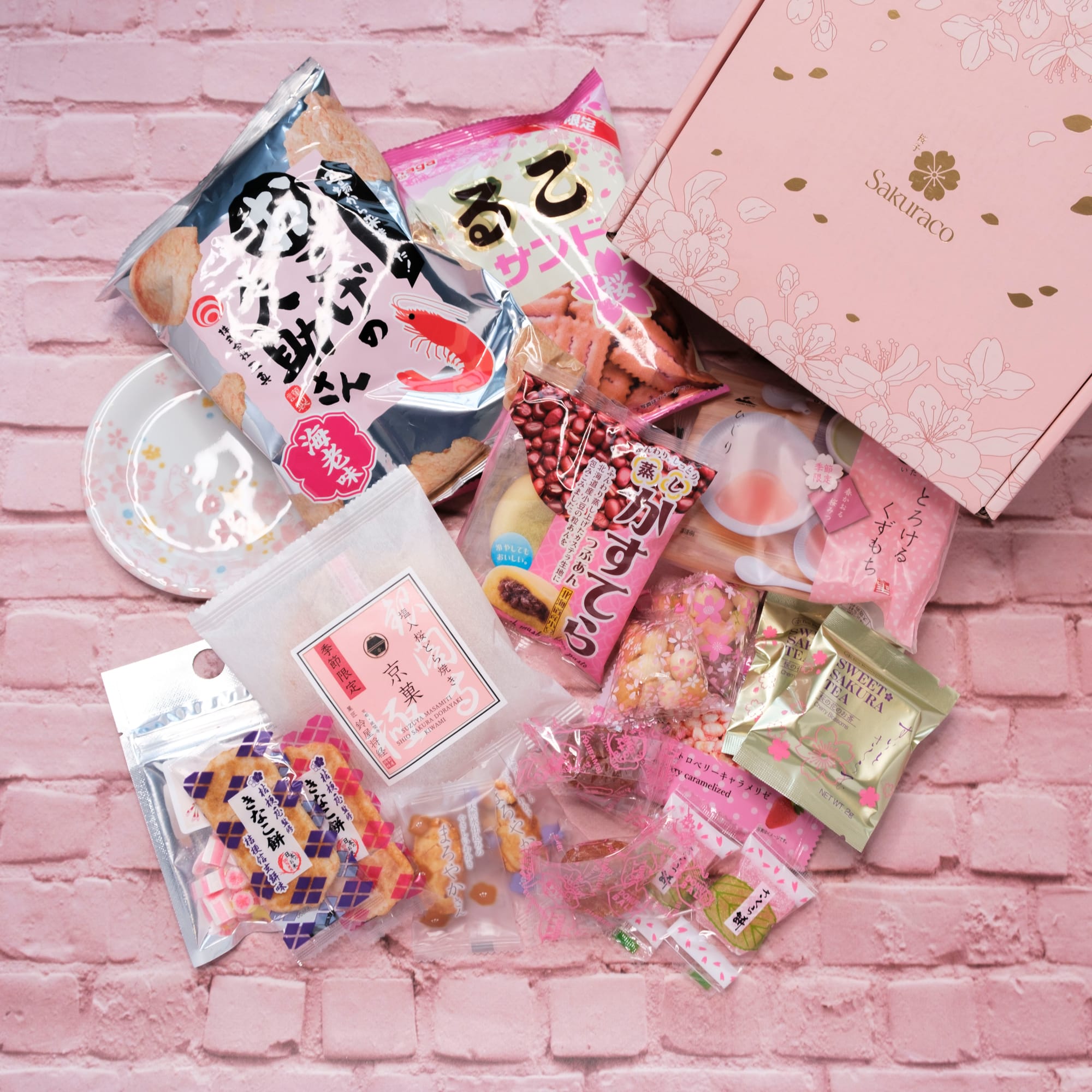 り*と様 【sakuraスクイーズ　りぼんセット】 Sakuraco and TokyoTreat [OVERVIEW] – Cherry Blossom-Themed