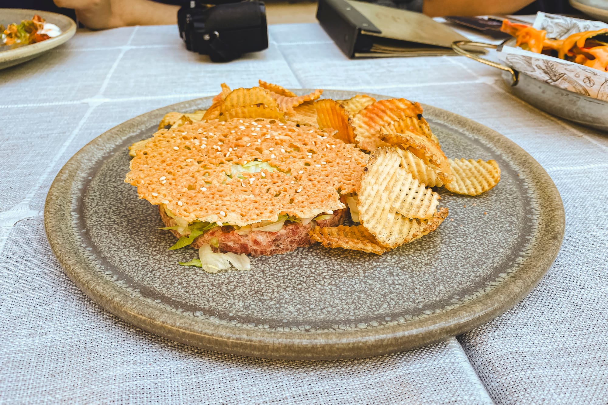 H2 Kitchen + Bar Vancouver: H2 Backyard Tartare