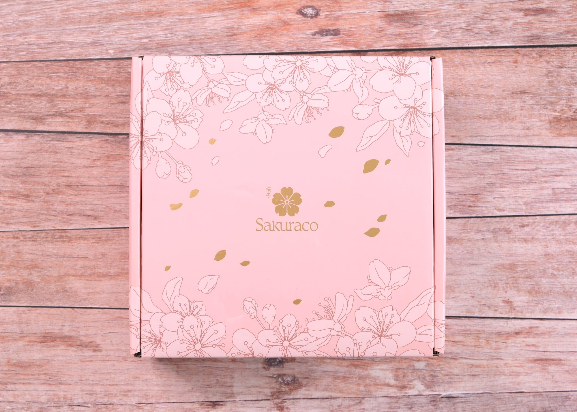 Sakuraco Subscription Box