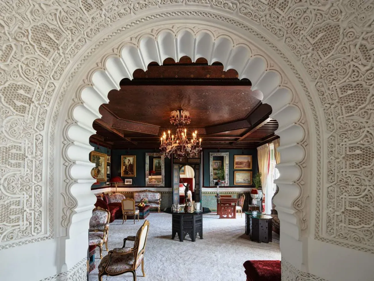 luxury room at la mamounia hotel marrakech.