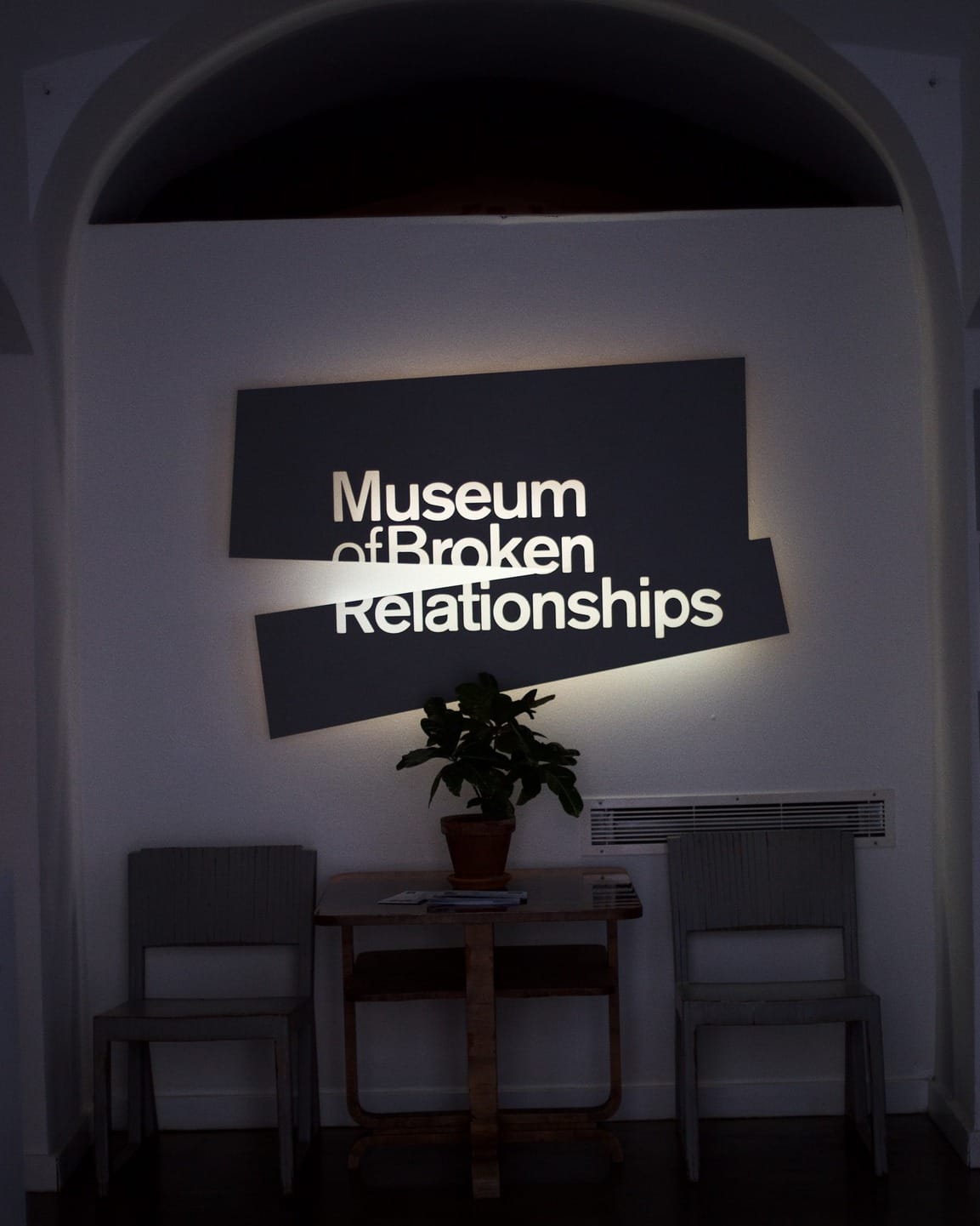 picture of a broken relationships museum