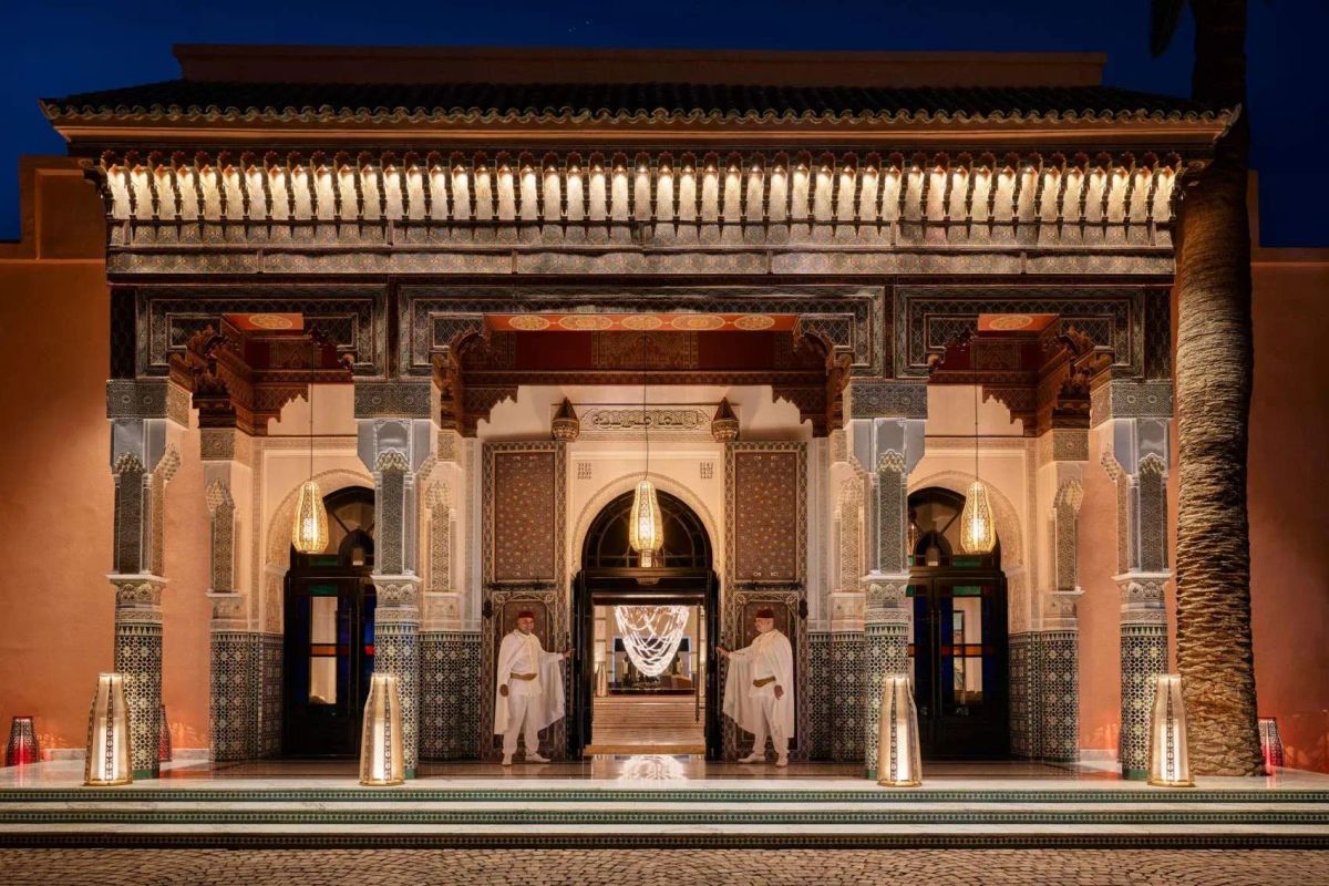 entrance la mamounia hotel in marrakech.