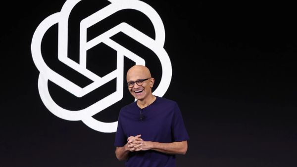 ⚡Why Startups, Not Giants, Will Own the AI Future