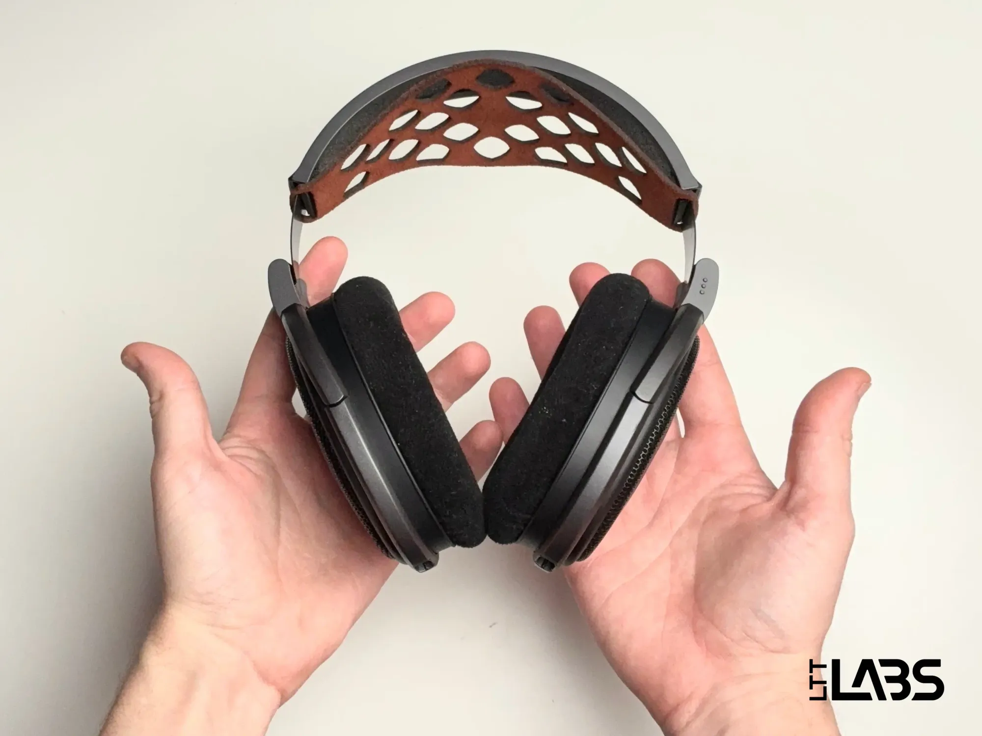 Sennheiser HD6X0 Series Pad Round-Up. | LTT Labs