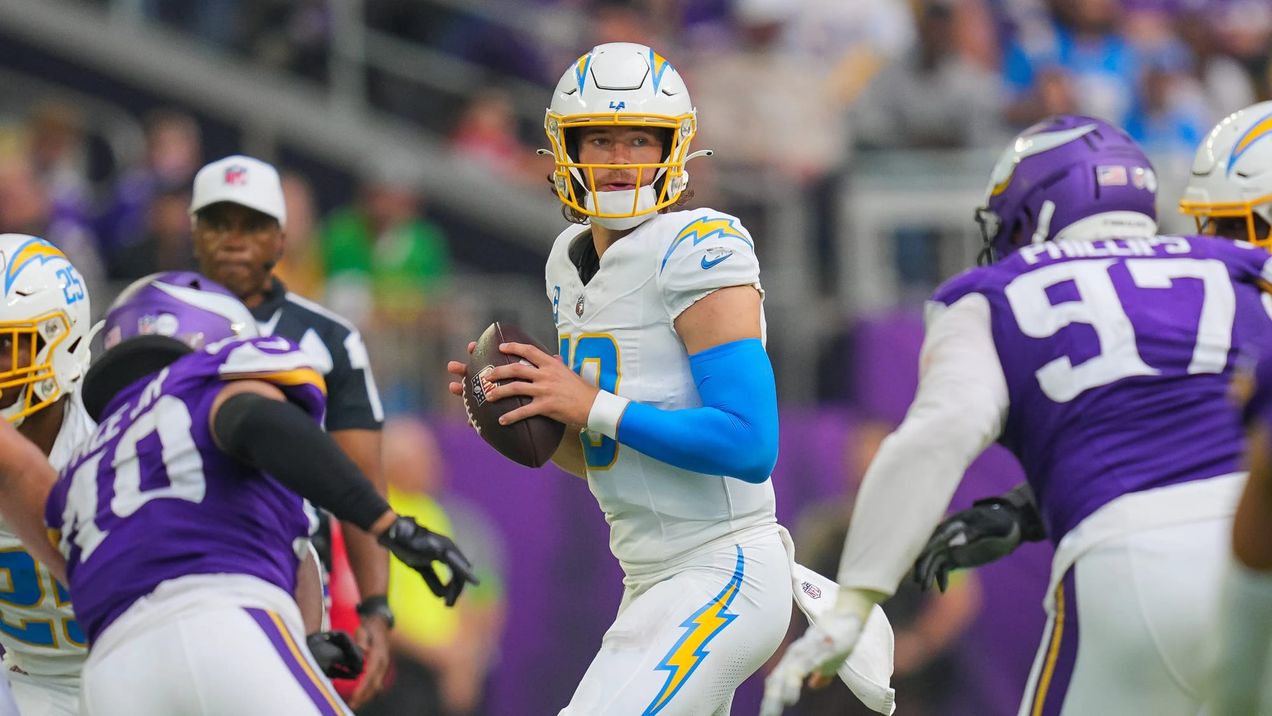 Quick Slant: TNF - Within the Vast Band Between Good and Bad