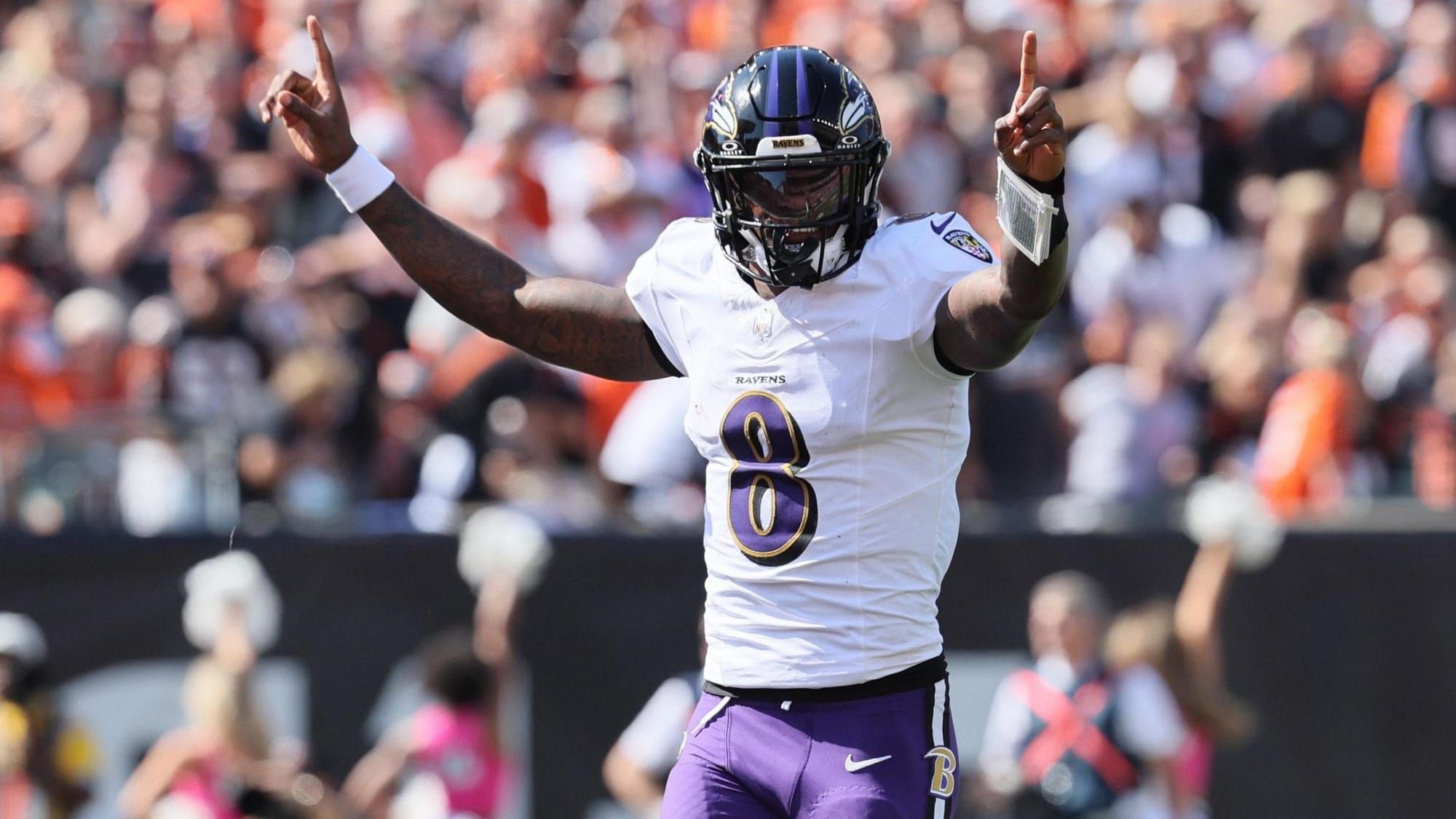 Quick Slant: Christmas Day - Sugar Plums, Championship Payouts, and a Bowl Full of Jelly