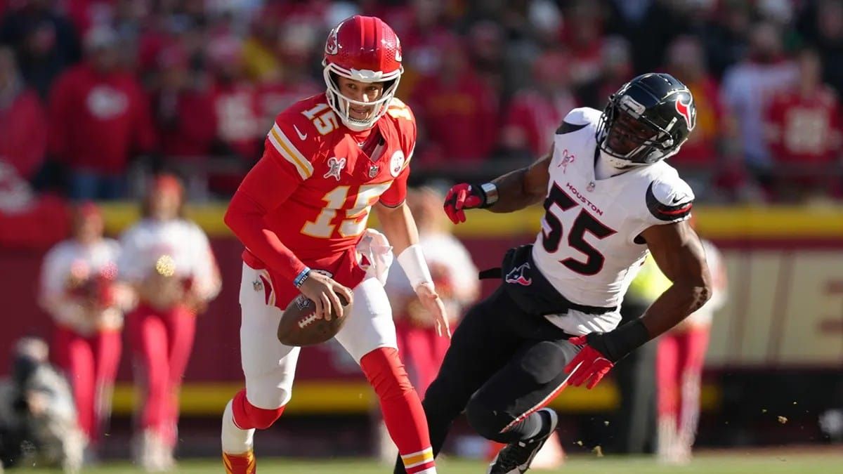 Quick Slant: SNF - The Two Texans-es