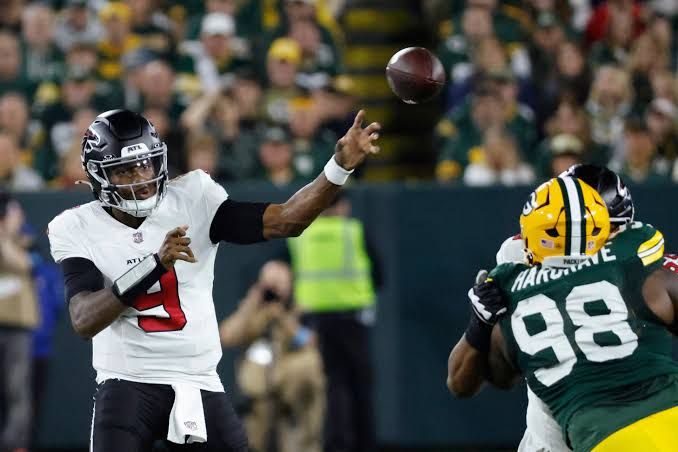 Monday Night Walkthrough Week 4: Penix on the Rise