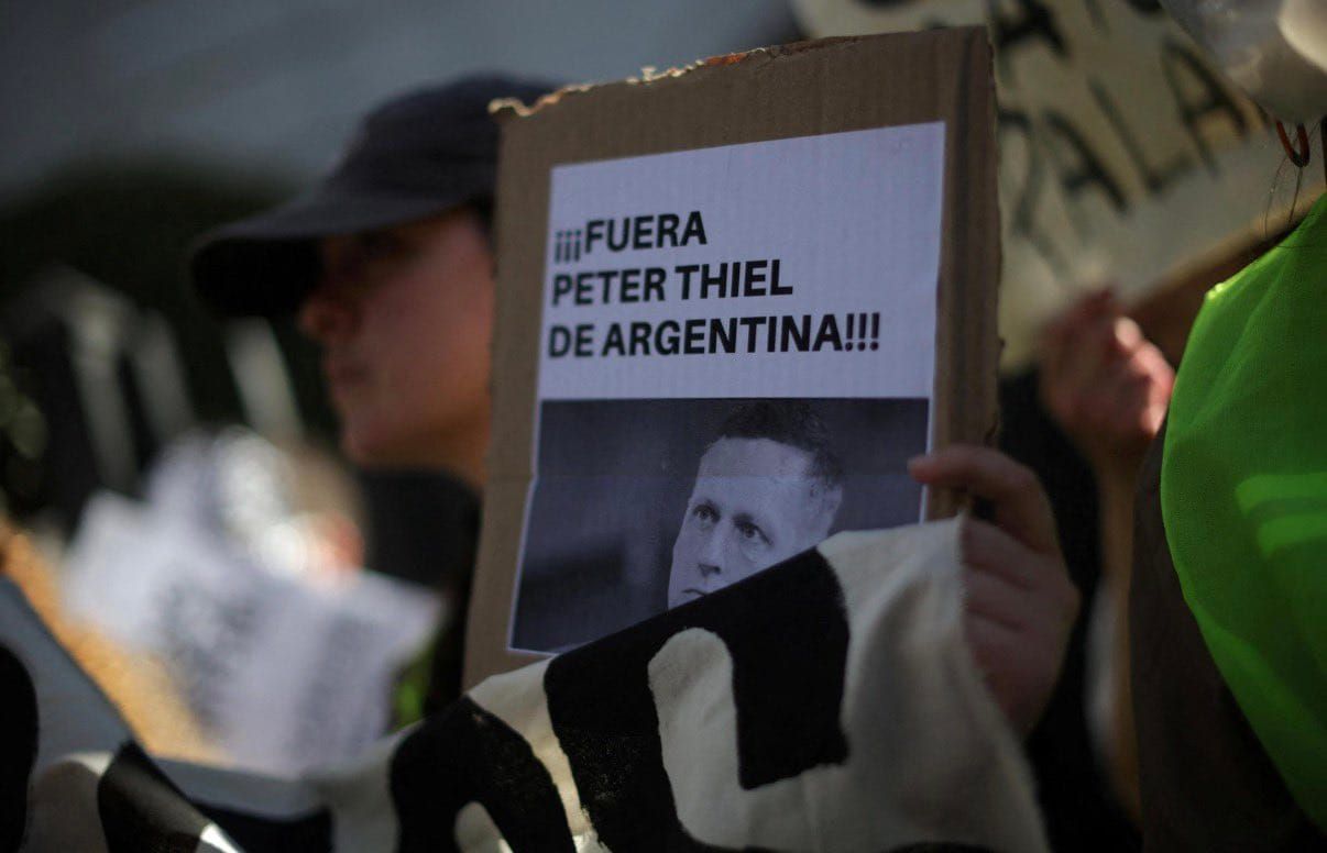Argentina Protests 30-Year Billionaire Tax Break, Protesters Call for Thiel’s Deportation