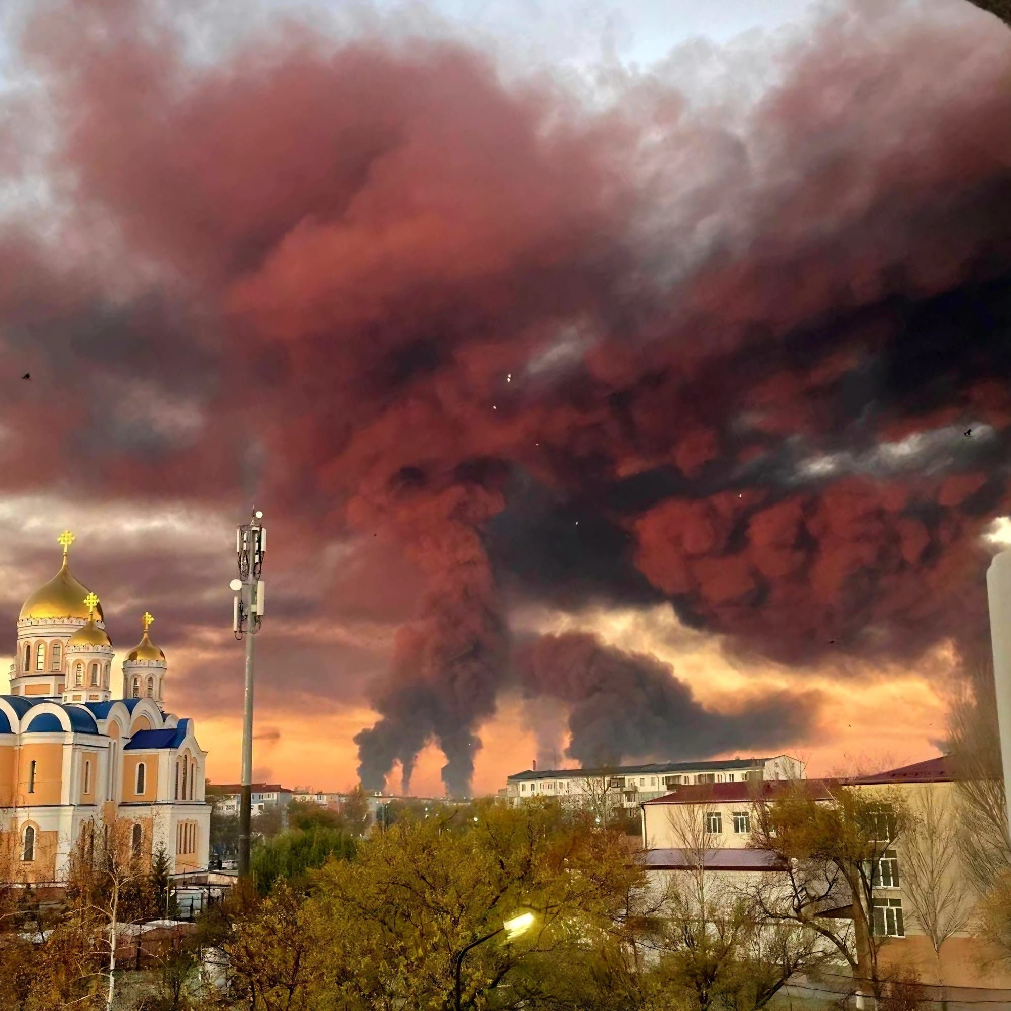 Ukraine resumes strikes on Russian refineries after pause due to sustained pressure from the U.S.