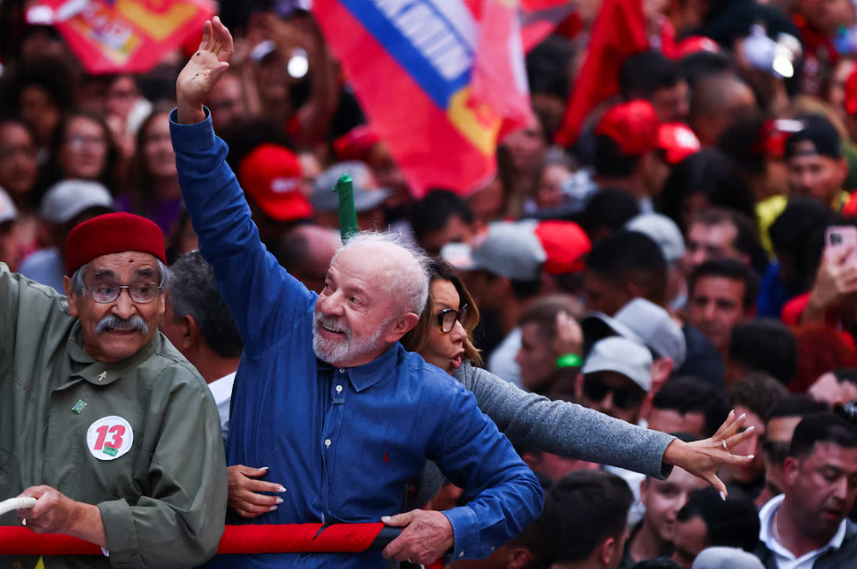 Lula wins Brazil election, stops the Latin America right wing wave with Bolsonaro defeat