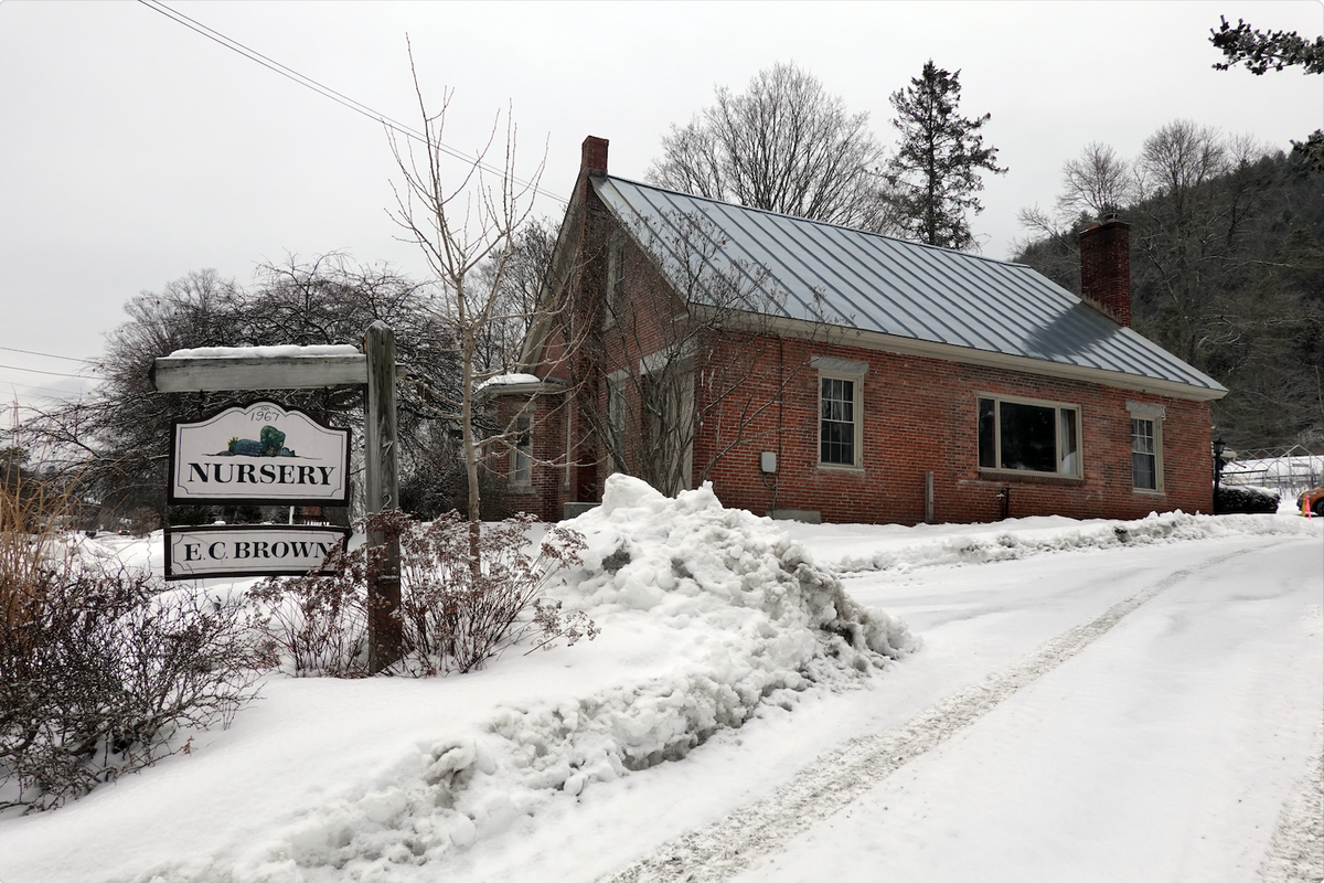 E.C. Browns’ to change hands — but almost nothing else