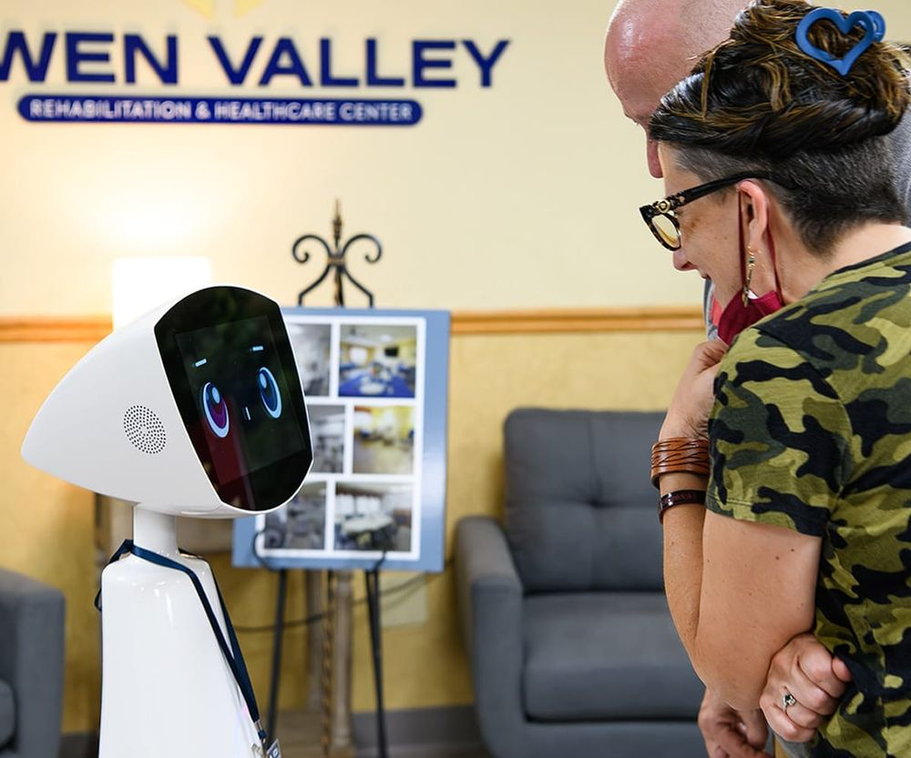 Robin the Robot as an alternative to 1:1 sitter support in elder care.