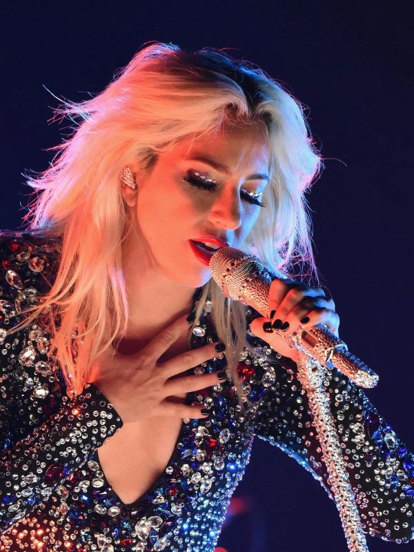 Lady Gaga Lights Up L.A. with “Mayhem Ball” Residency: A Theatrical Explosion of Pop, Power & Purpose