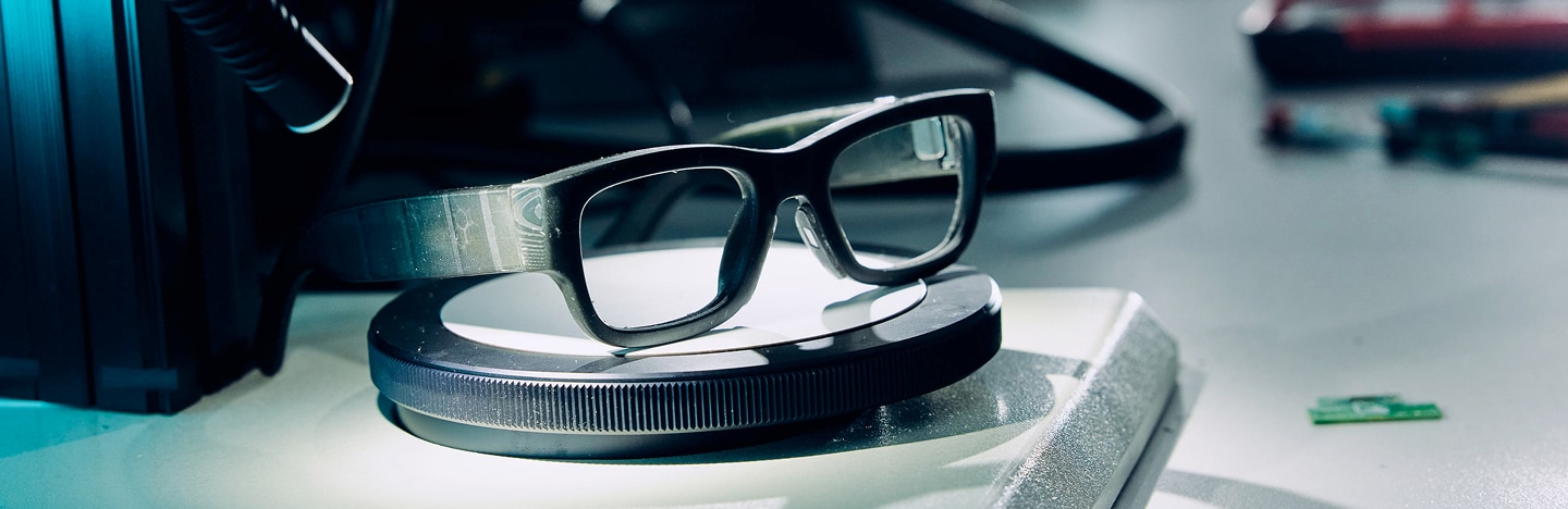 Smart Eyewear Lab
