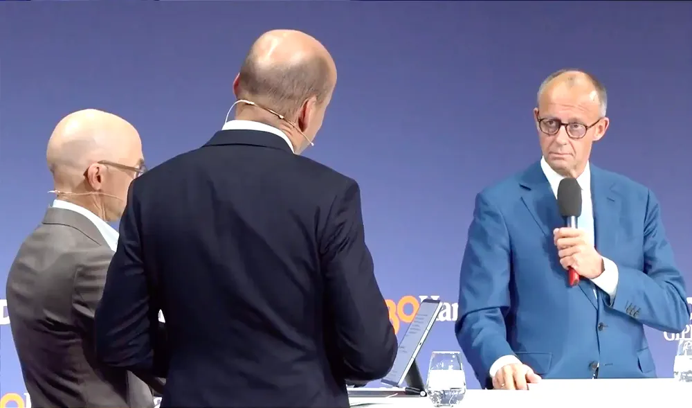 Merz attackiert AfD-Wähler bei Handelsblatt-Veranstaltung: „Wer die AfD wählt, spielt das Spiel der Extremisten“