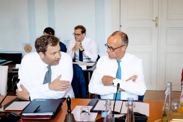 Klingbeils Schuldenrechnung wird zum Milliarden-Schock