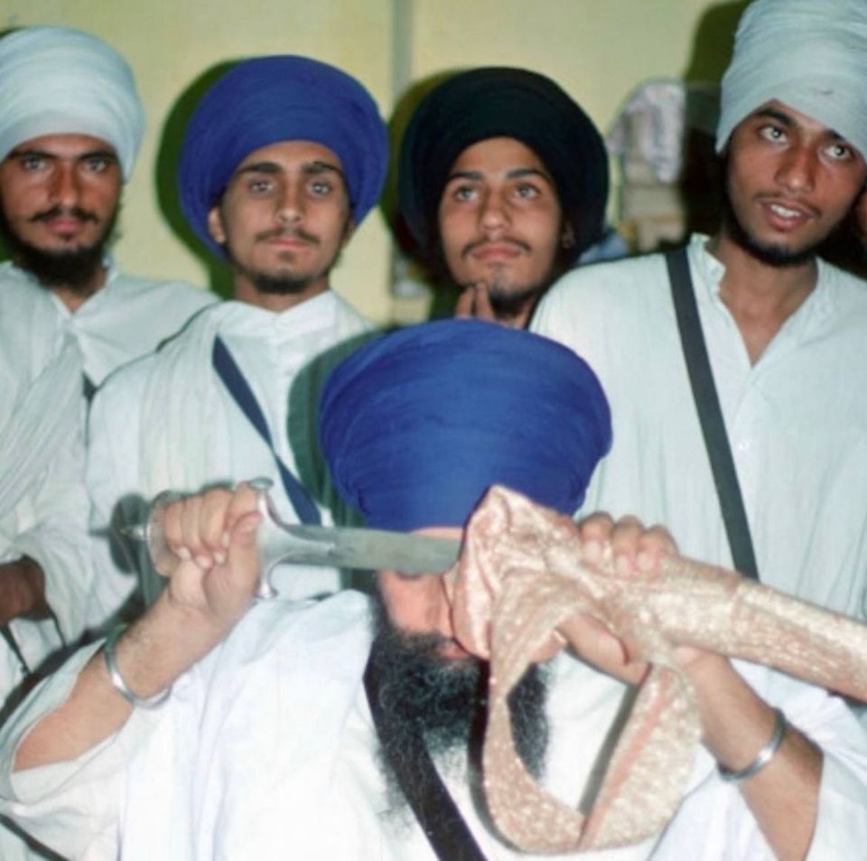 7th Dohara: "Sasthr Asthr Thumhee Sipar...."