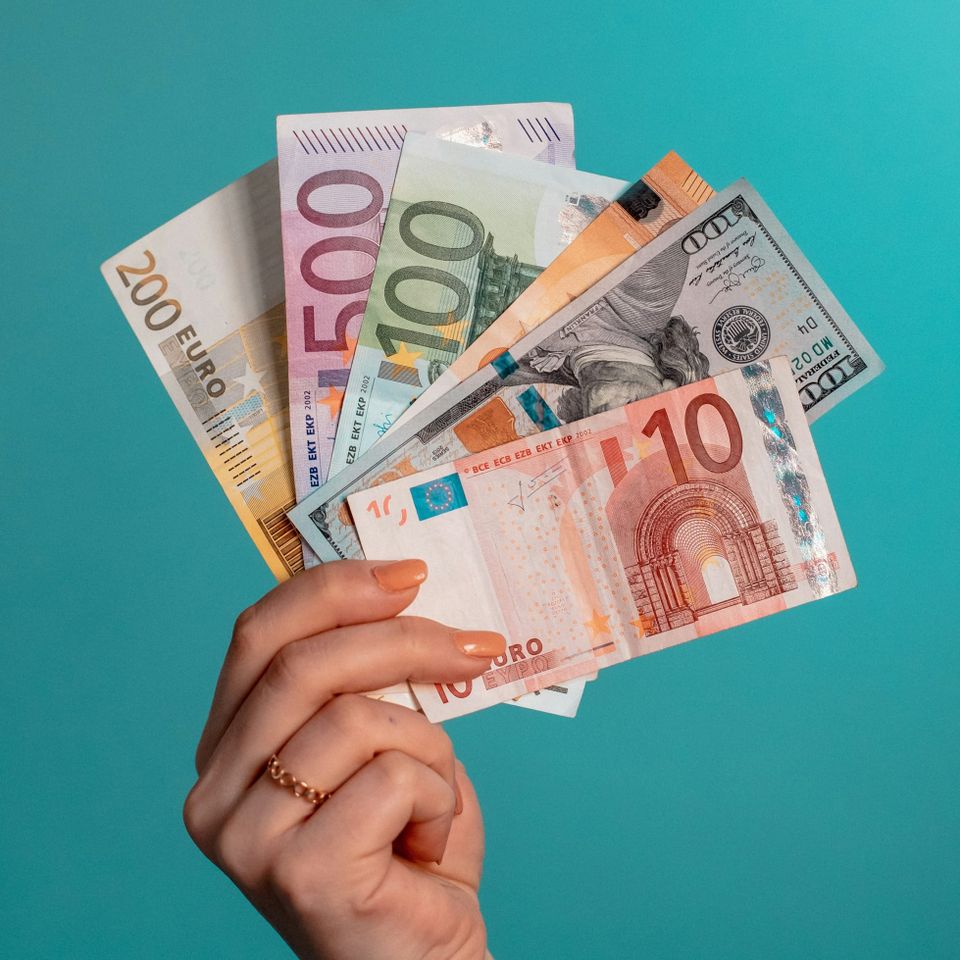 Enhance multi-currency support for bundle discounts