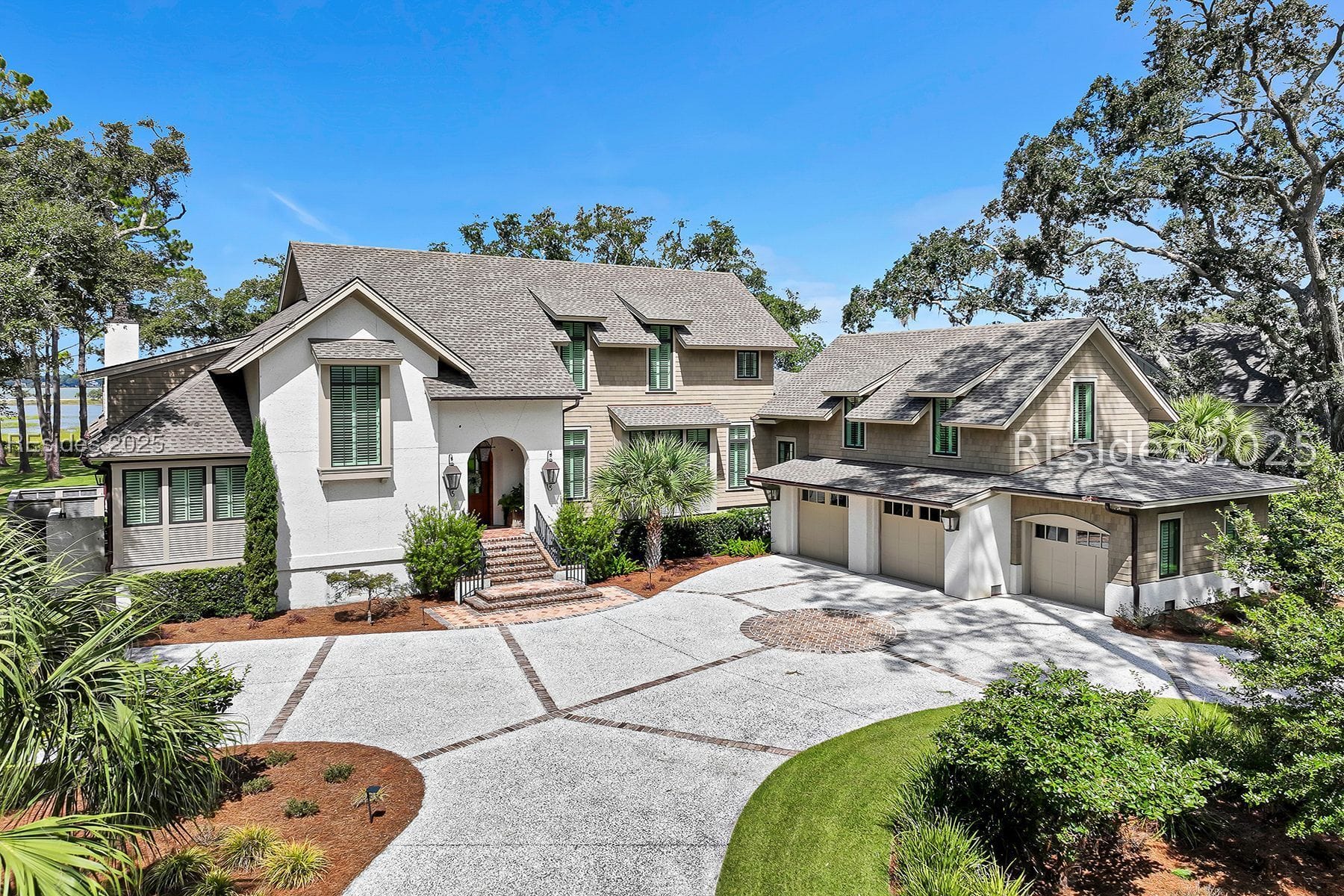 5 Marsh Drive, Hilton Head Island, SC — courtesy Sea Pines Real Estate / The Cottage Group