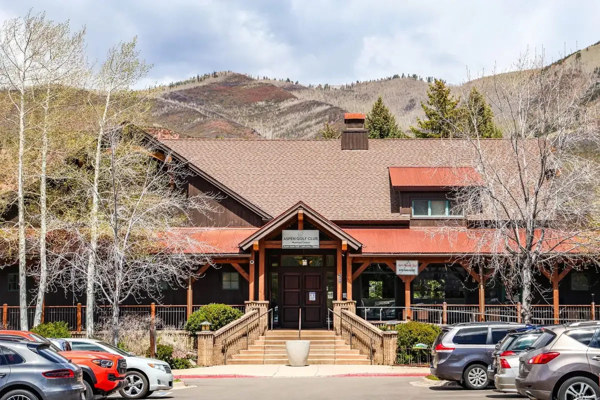 Aspen Golf Club clubhouse exterior in Aspen, Colorado