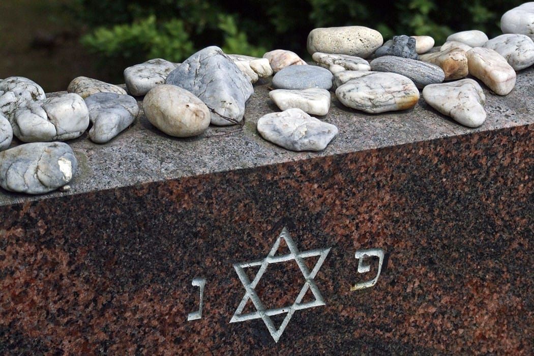 Shabbat Gathering: What's with those rocks on graves?