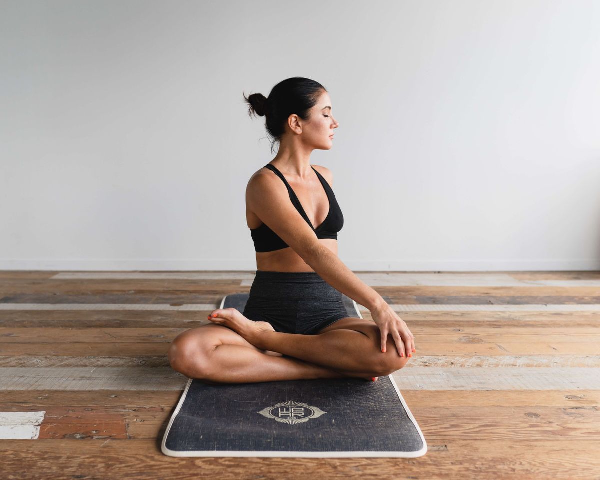 The Difference between Ashtanga Vs Vinyasa Yoga