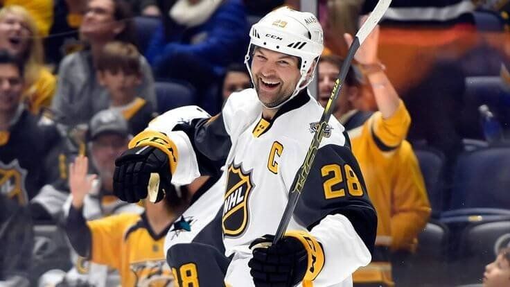 The 5 Tallest Players in Ice Hockey History