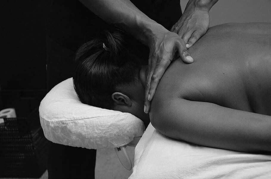 14 Different types of massage and how they differ