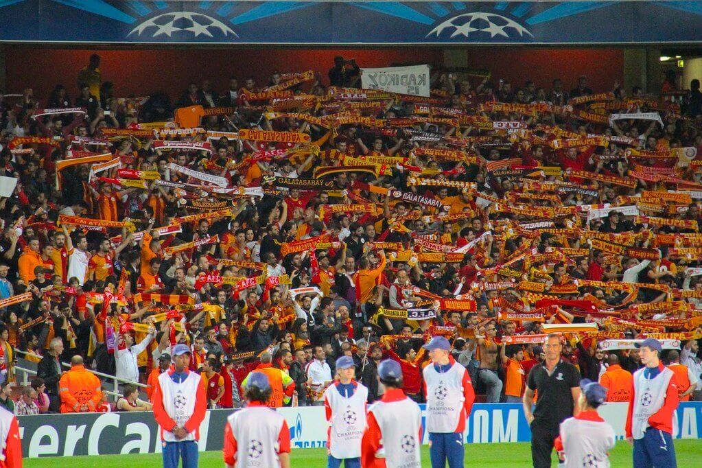 Turkish Football in Full, Flamboyant Swing: An introduction to Football in Turkey