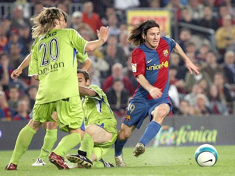 Football's Greatest Goals: The Best Goals of All Time