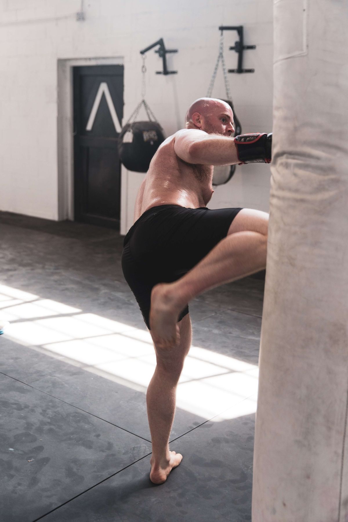 MMA for Beginners: A Concise Beginners Guide To Mixed Martial Arts