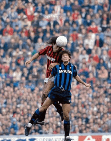 On Your Head! The Greatest Headers of a Football
