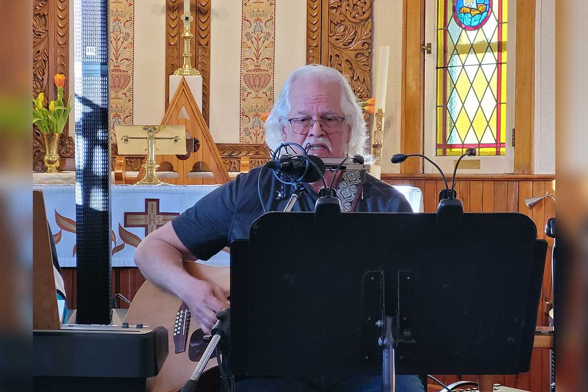 Classic Rock raises funds for MHC