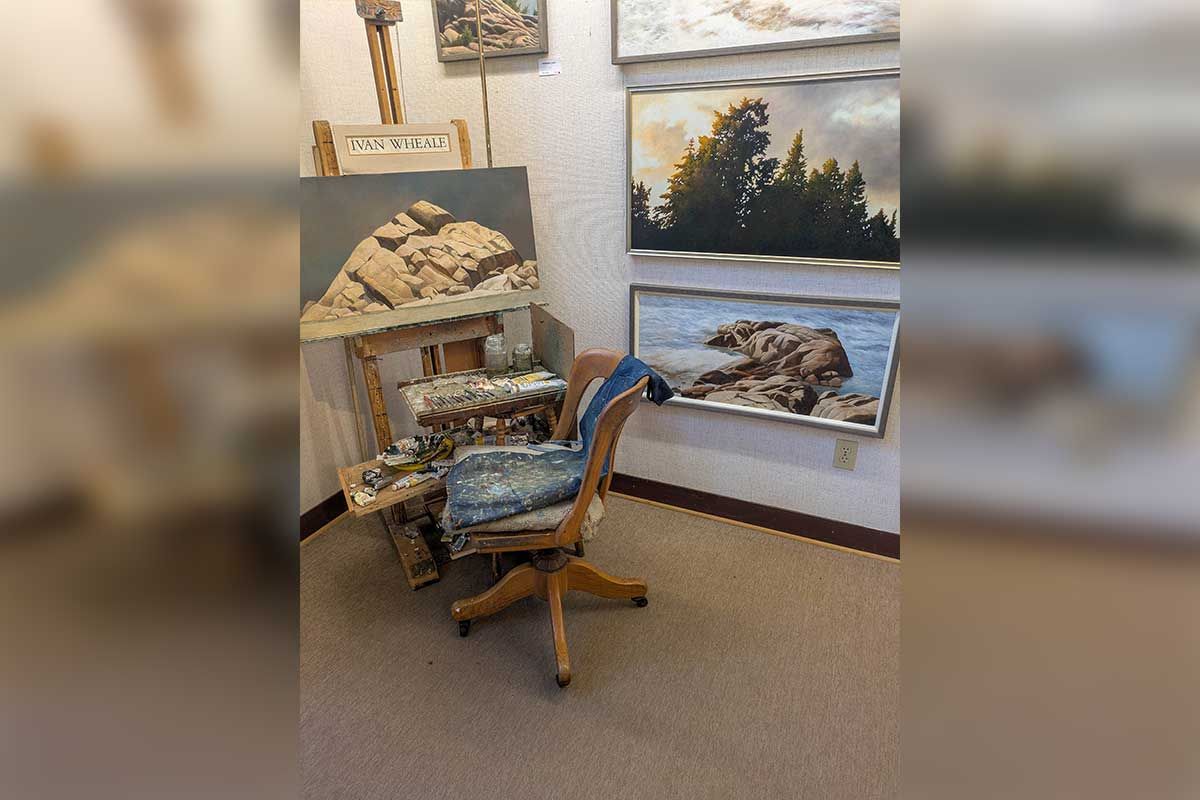 Final Ivan Wheale art exhibition and sale at Perivale Gallery attracts large crowd