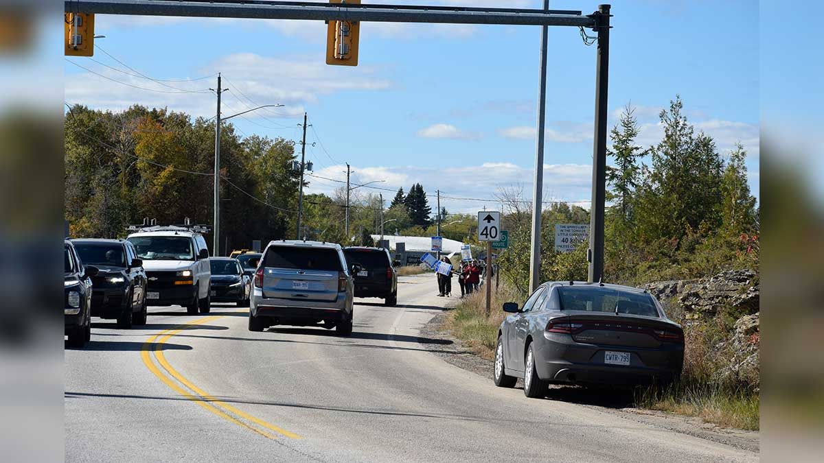 Swing bridge approaches to be paved in coming weeks, drivers can expect delays