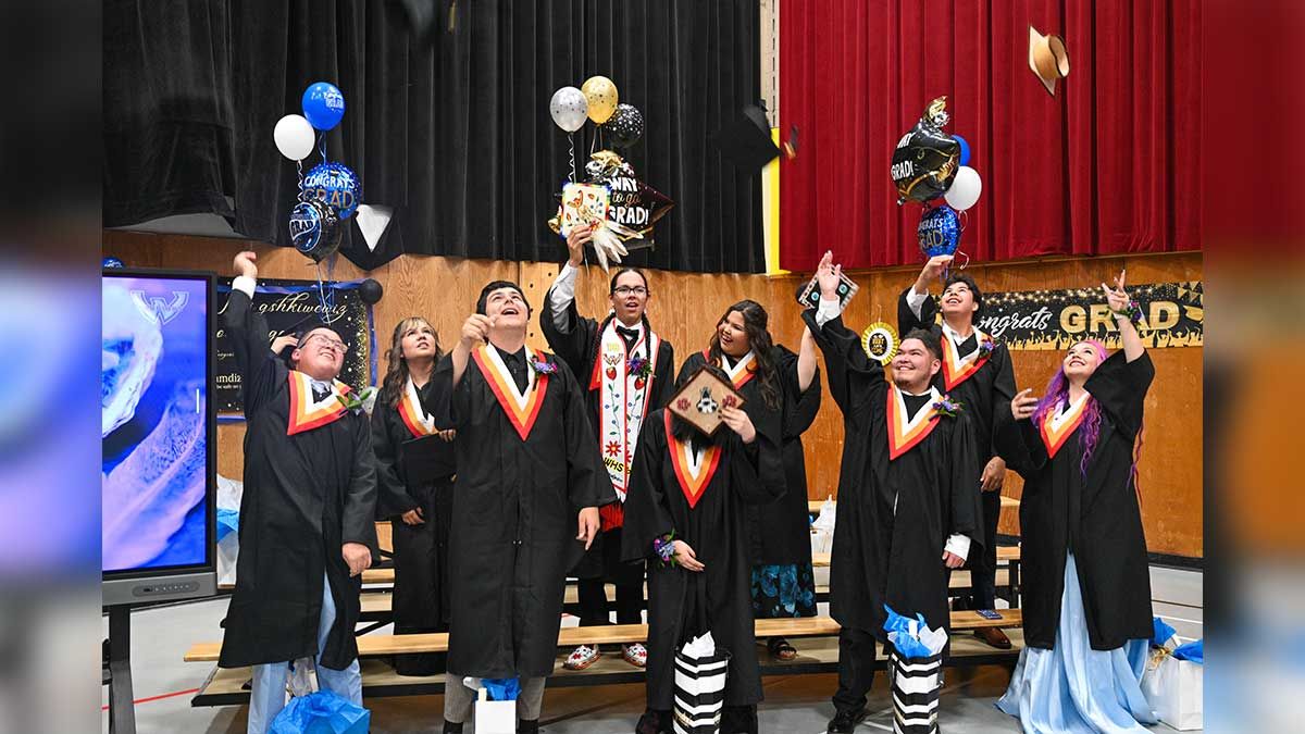 Wiikwemkoong High School celebrates its graduates in fine style
